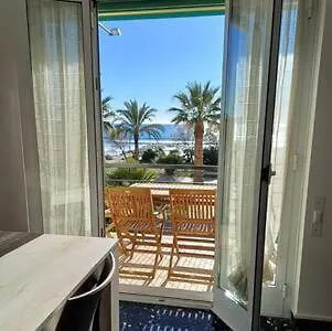 Rivamare 3 Bilocale Fronte Mare *