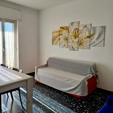 Rivamare 3 Bilocale Fronte Mare