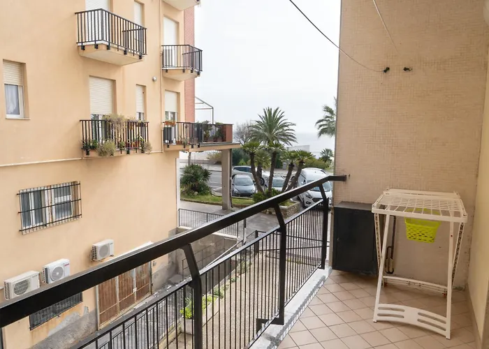Rivamare 3 Bilocale Fronte Mare *